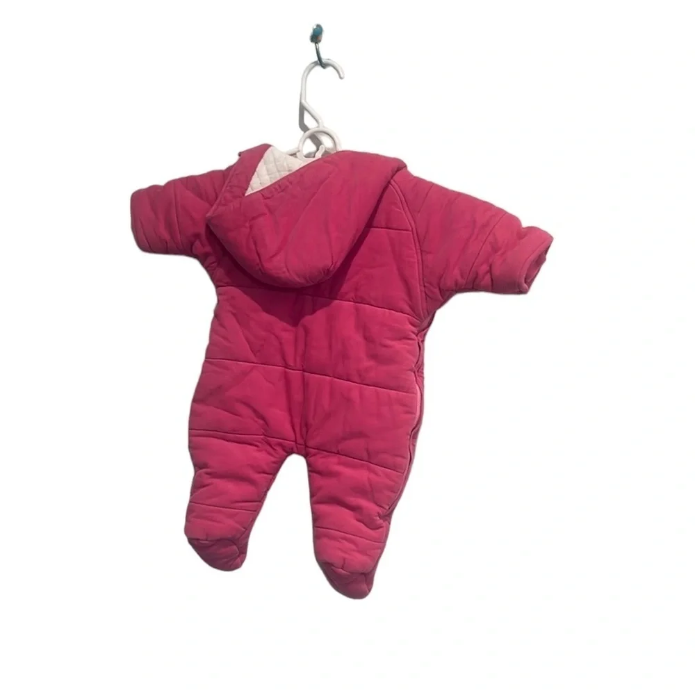 RALPH LAUREN PINK SNOWSUIT size 3 months.